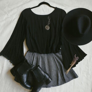 Black Bell Sleev Top Shirt Gothic Witchy